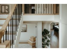78 OPTIMIST DRIVE - 26