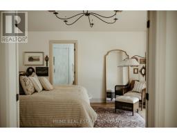 78 OPTIMIST DRIVE - 28