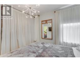 1053 FRANCES STREET - 13