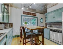 1053 FRANCES STREET - 16
