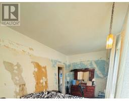 122 INKERMAN STREET - 9