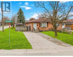 54 BRENNAN DRIVE N - 3