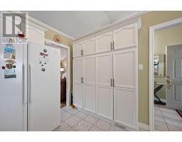 22 - 861 SHELBORNE STREET - 25