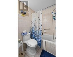 22 - 861 SHELBORNE STREET - 32
