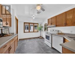 7 FANJOY DRIVE - 15