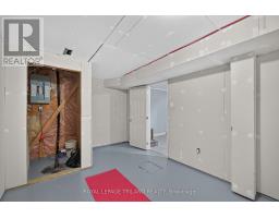 7 FANJOY DRIVE - 36