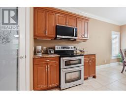 2285 LILAC AVENUE - 22