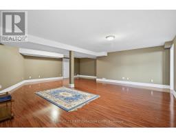 2285 LILAC AVENUE - 32