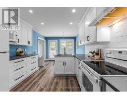 7 - 1755 LOUISE BOULEVARD - 15