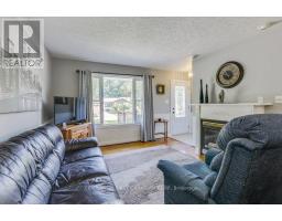 62 THORNCREST CRESCENT - 5