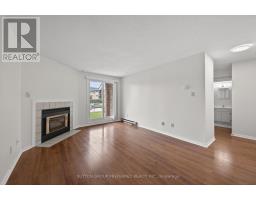 52 - 136 CONWAY DRIVE - 14