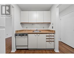52 - 136 CONWAY DRIVE - 16