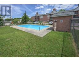 52 - 136 CONWAY DRIVE - 4