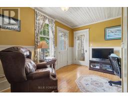 161 NANCY STREET - 22