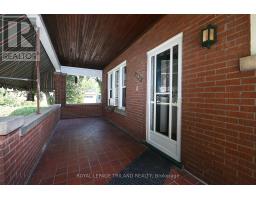 382 WORTLEY ROAD - 2