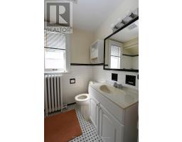 382 WORTLEY ROAD - 22