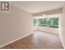 315 - 521 RIVERSIDE DRIVE - 11