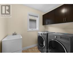 177 - 1061 EAGLETRACE DRIVE - 23