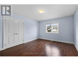 177 - 1061 EAGLETRACE DRIVE - 29