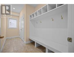 177 - 1061 EAGLETRACE DRIVE - 9