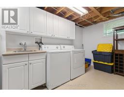 34 SPEIGHT COURT - 27