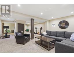 1665 PHILLBROOK CRESCENT - 44