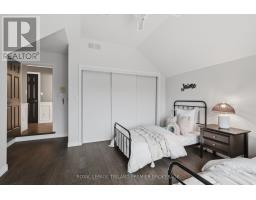 39 HUTCHINSON PLACE - 33