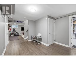 39 HUTCHINSON PLACE - 37