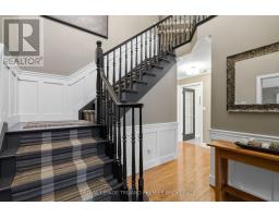 39 HUTCHINSON PLACE - 4