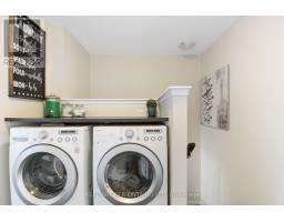100 BAYCLIFFE CRESCENT - 24