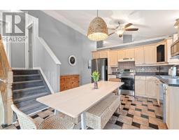 17 COTTONWOOD DRIVE - 15
