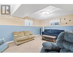 17 COTTONWOOD DRIVE - 34