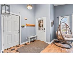 17 COTTONWOOD DRIVE - 4