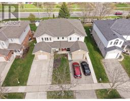97 GREGORY CRESCENT - 3