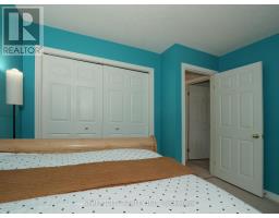 97 GREGORY CRESCENT - 31