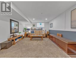 14 ALAYNE CRESCENT - 26