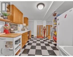 14 ALAYNE CRESCENT - 29