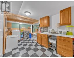 14 ALAYNE CRESCENT - 30