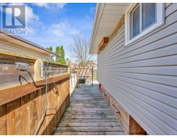 14 ALAYNE CRESCENT - 33
