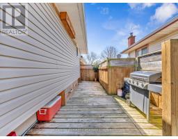 14 ALAYNE CRESCENT - 34