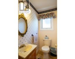 76 ANTRIM CRESCENT - 14