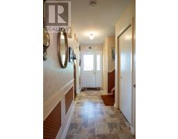 76 ANTRIM CRESCENT - 15