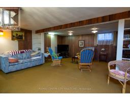 76 ANTRIM CRESCENT - 24