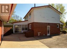 76 ANTRIM CRESCENT - 26