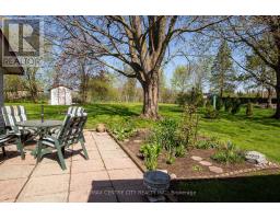 76 ANTRIM CRESCENT - 28