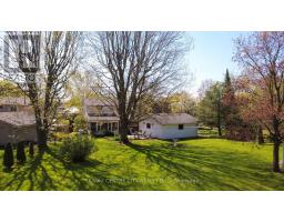 76 ANTRIM CRESCENT - 30