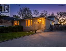 95 SCOTCHMERE CRESCENT - 2