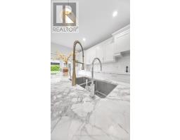 949 BLYTHWOOD ROAD - 18