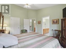 24 - 519 RIVERSIDE DRIVE - 29
