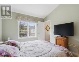 24 - 519 RIVERSIDE DRIVE - 34